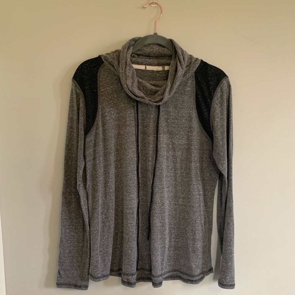 thin gray sweatshirt